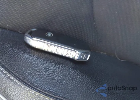 2020 Kia Forte Gt-Line z USA, uszkodzony, nr VIN 3KPF34ADXLE159839